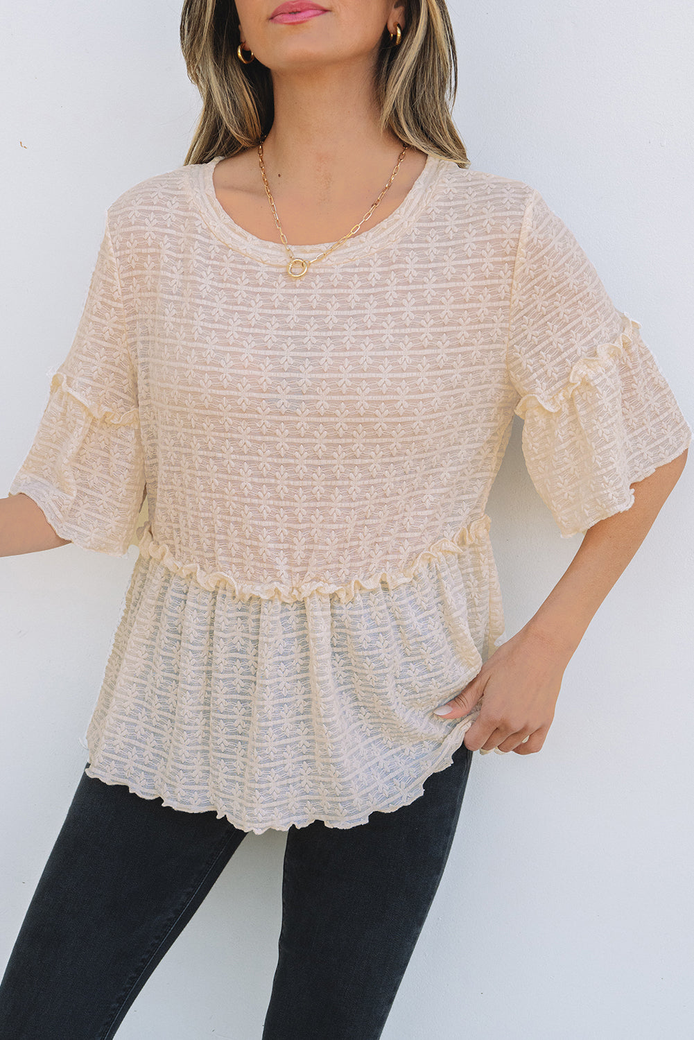 Textured Ruffled Short Sleeve Blouse